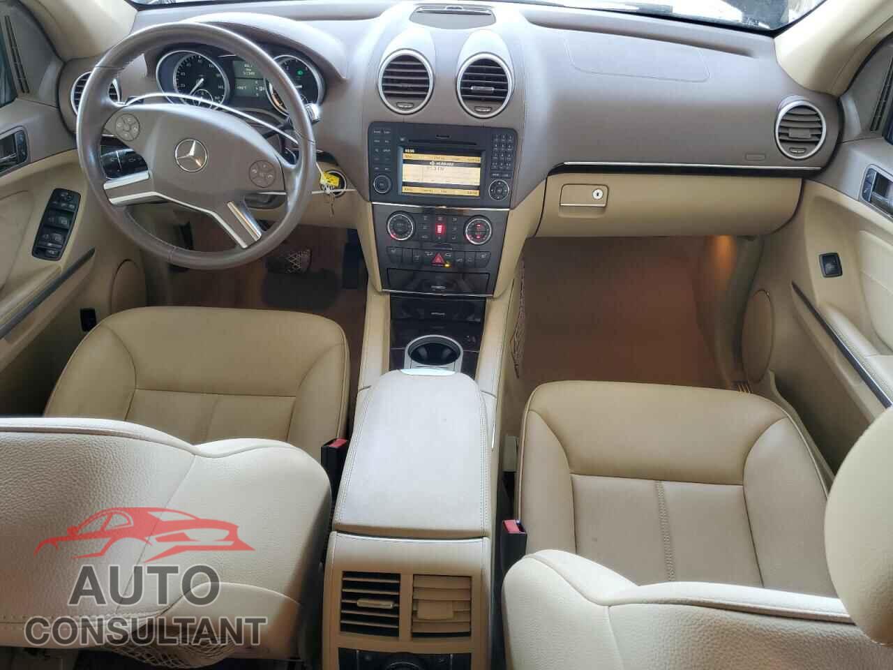 MERCEDES-BENZ GL-CLASS 2010 - 4JGBF2FEXAA620898
