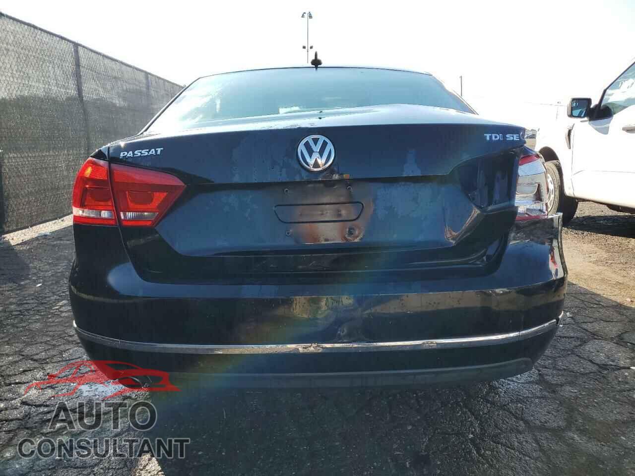 VOLKSWAGEN PASSAT 2014 - 1VWBN7A30EC001910