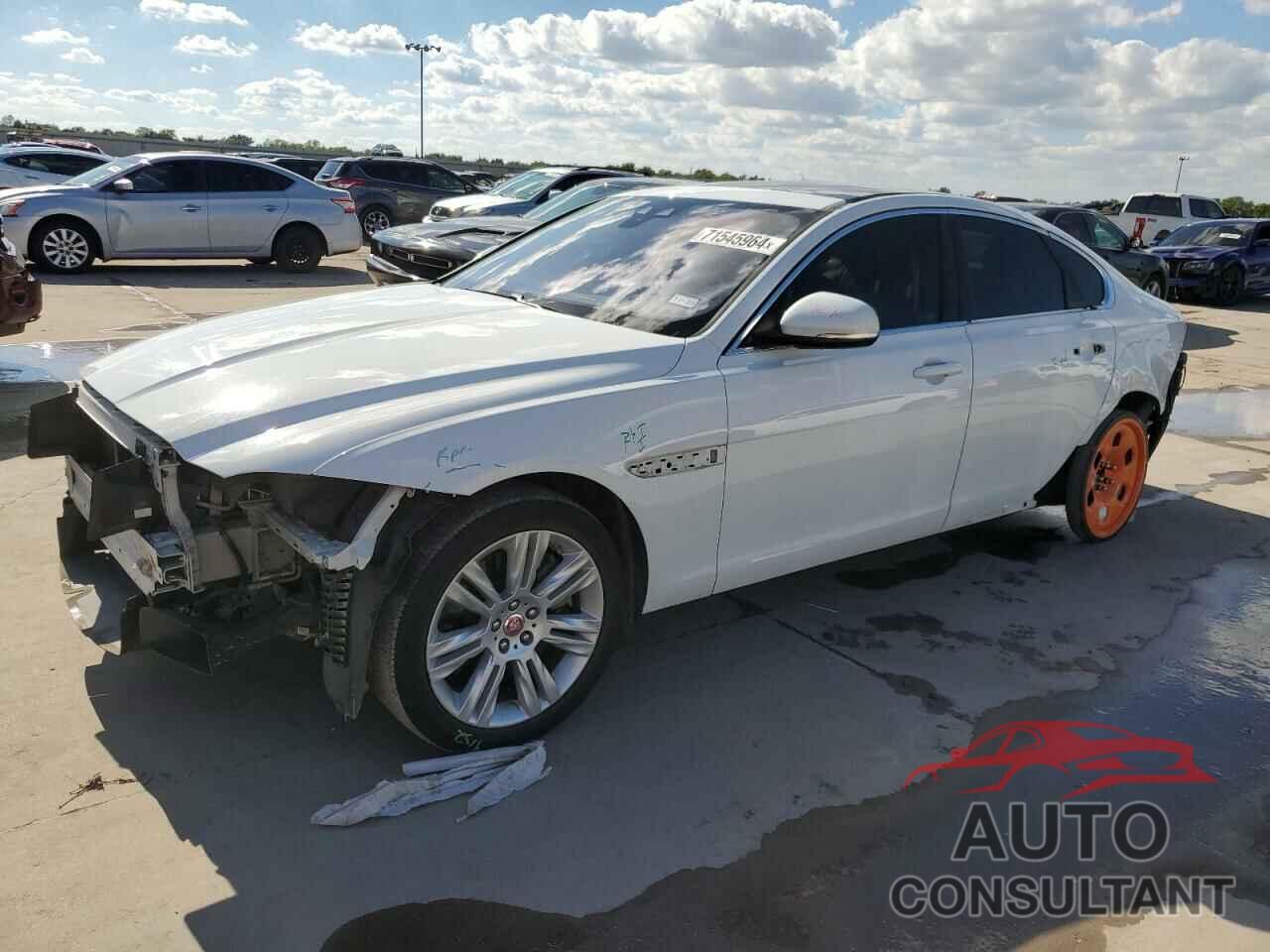 JAGUAR XF 2017 - SAJBD4BV1HCY27126