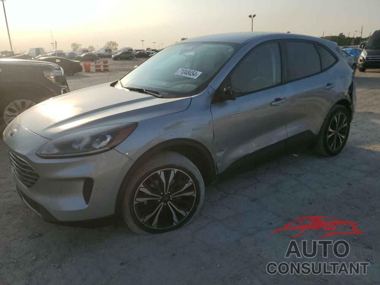 FORD ESCAPE 2022 - 1FMCU9G6XNUB64027