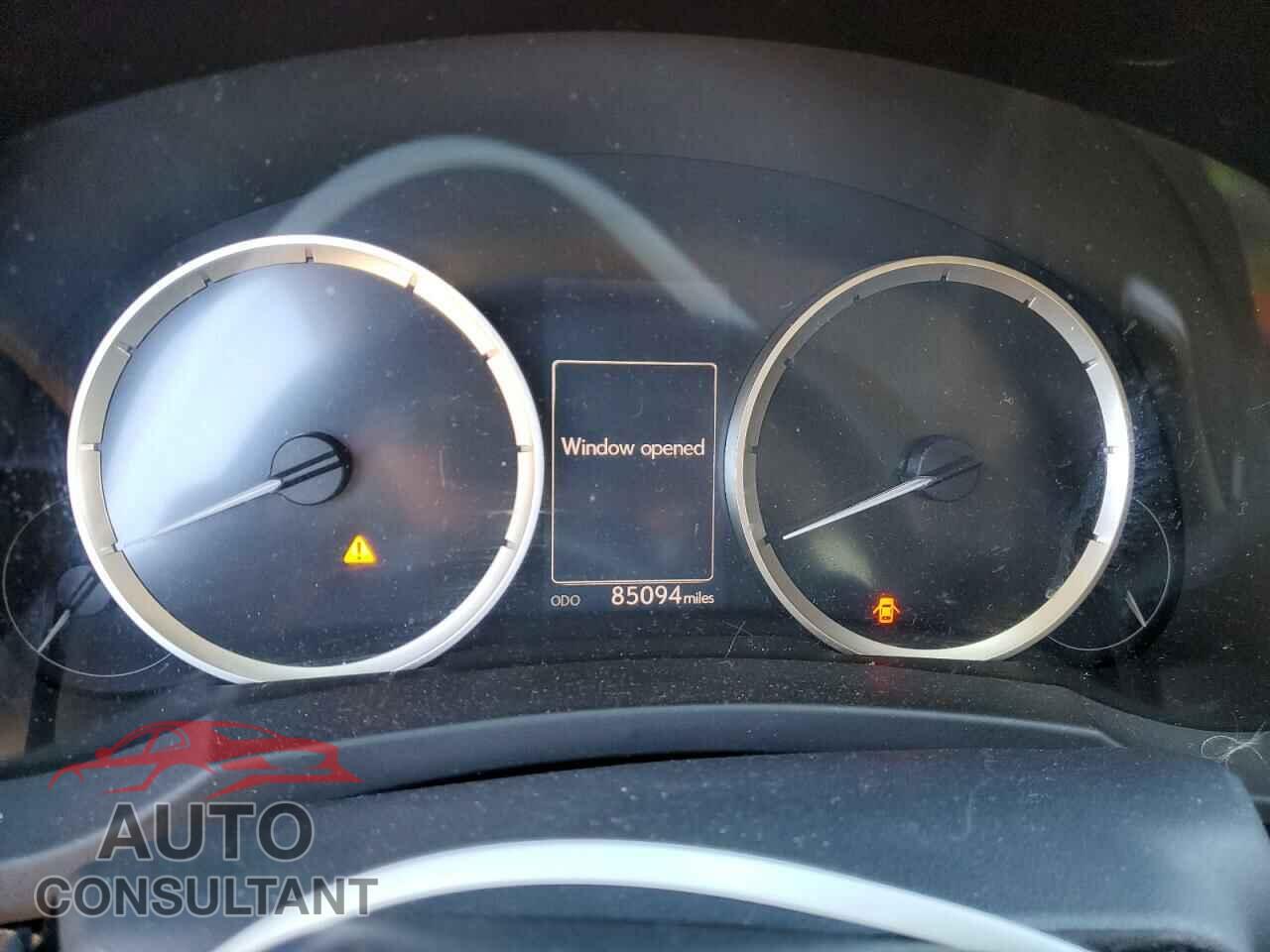 LEXUS IS 2016 - JTHBA1D2XG5014524