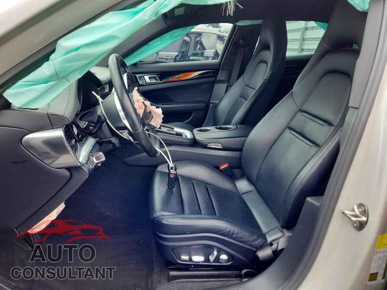 PORSCHE PANAMERA 2020 - WP0AA2A76LL103743