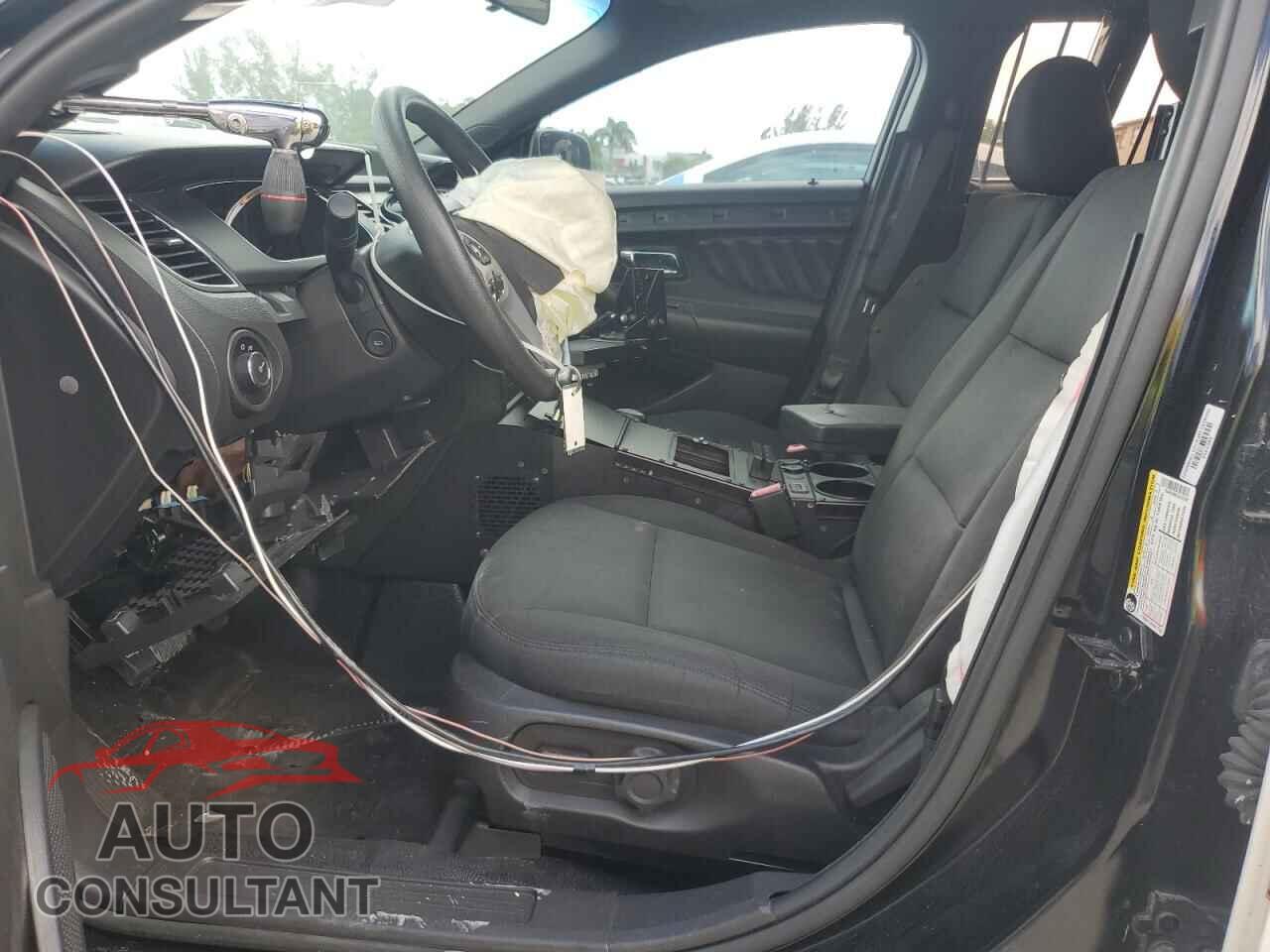 FORD TAURUS 2018 - 1FAHP2MK5JG103287
