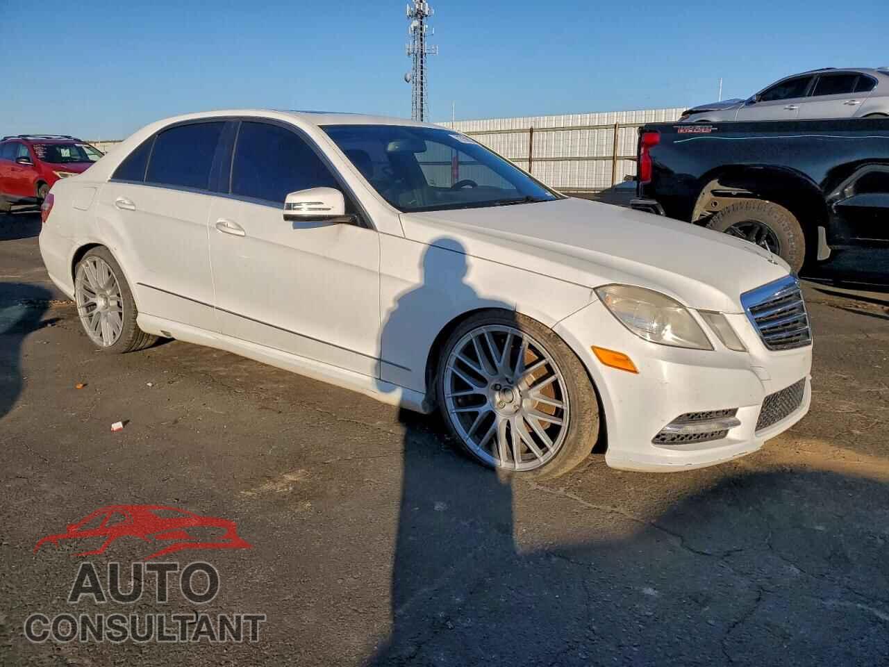 MERCEDES-BENZ E-CLASS 2013 - WDDHF5KB1DA665363
