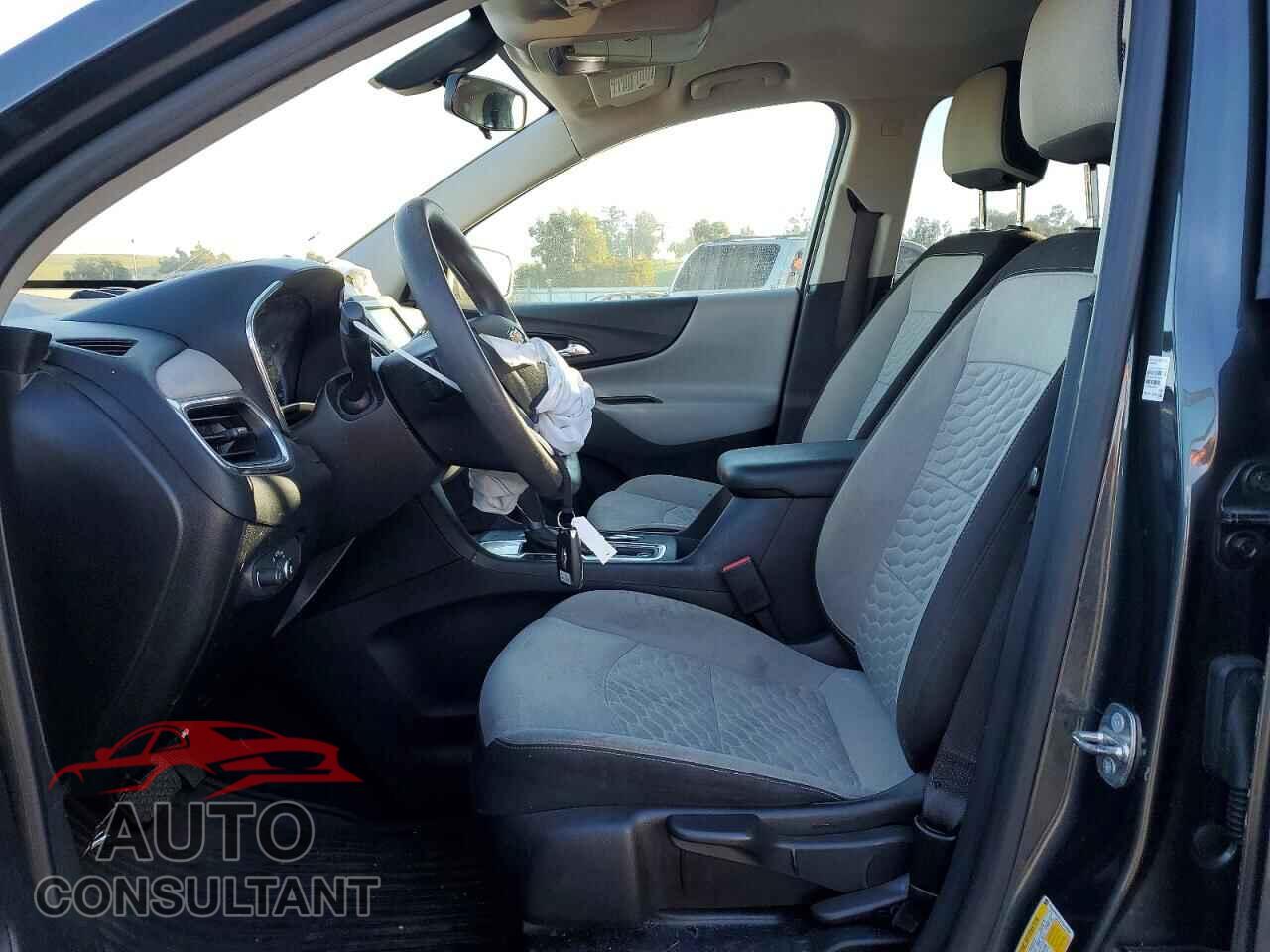 CHEVROLET EQUINOX 2018 - 3GNAXHEV2JS639680