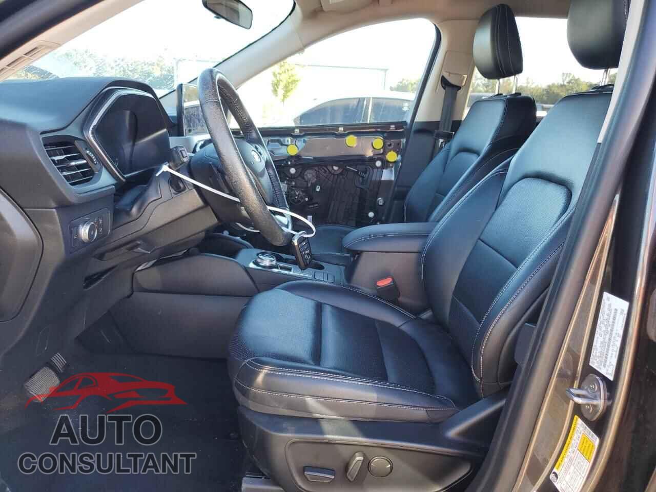 FORD ESCAPE 2020 - 1FMCU9H93LUA40039