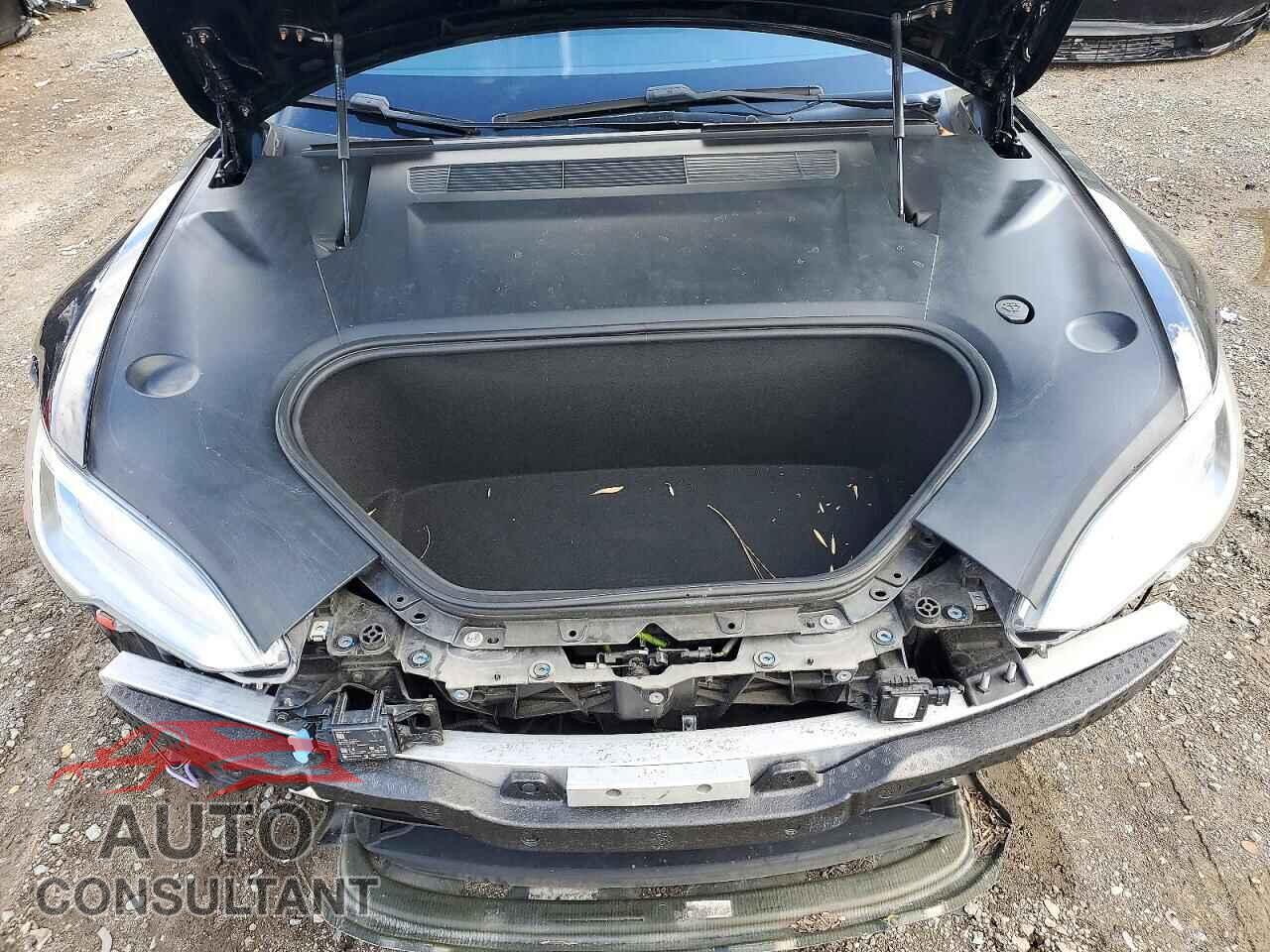 TESLA MODEL S 2021 - 5YJSA1E58MF439812