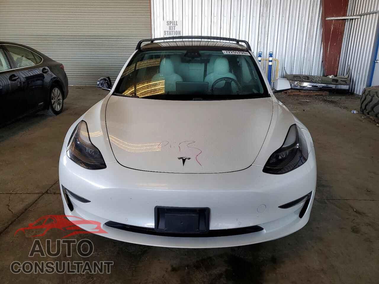 TESLA MODEL 3 2021 - 5YJ3E1EB9MF993052
