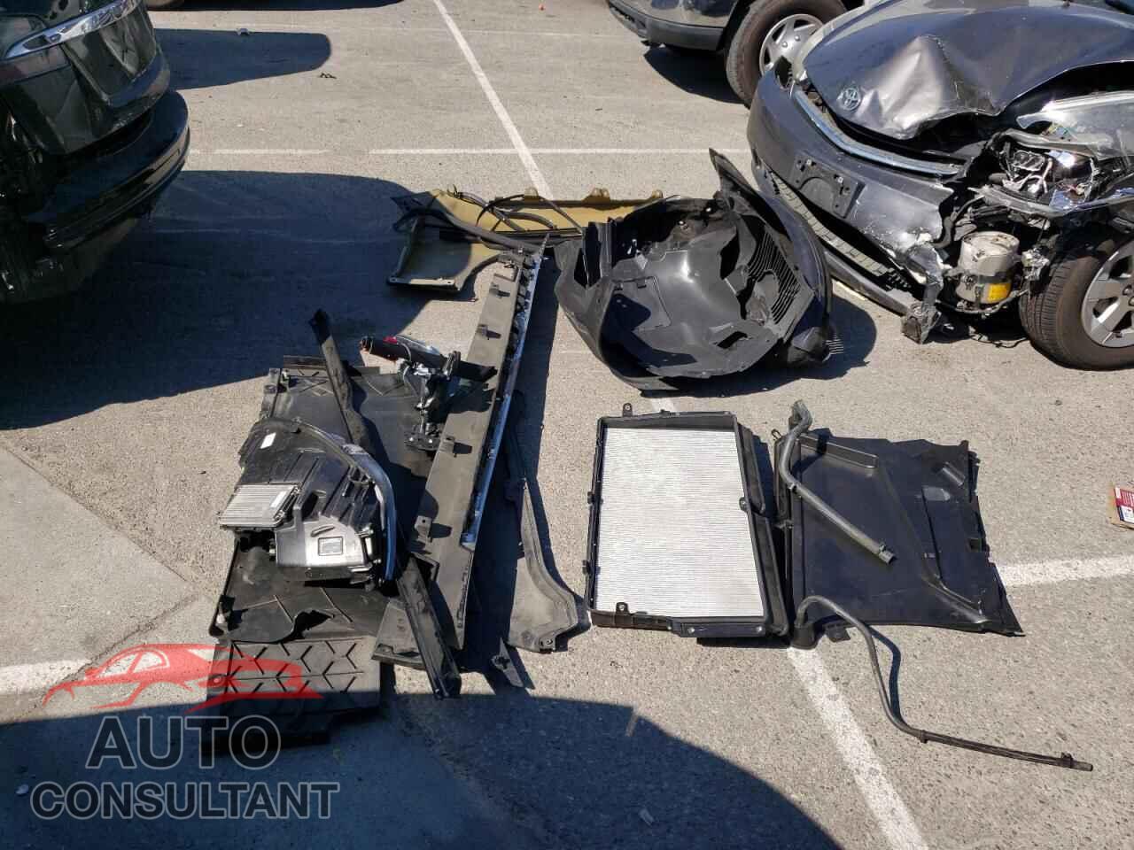 TESLA MODEL S 2019 - 5YJSA1E23KF337255