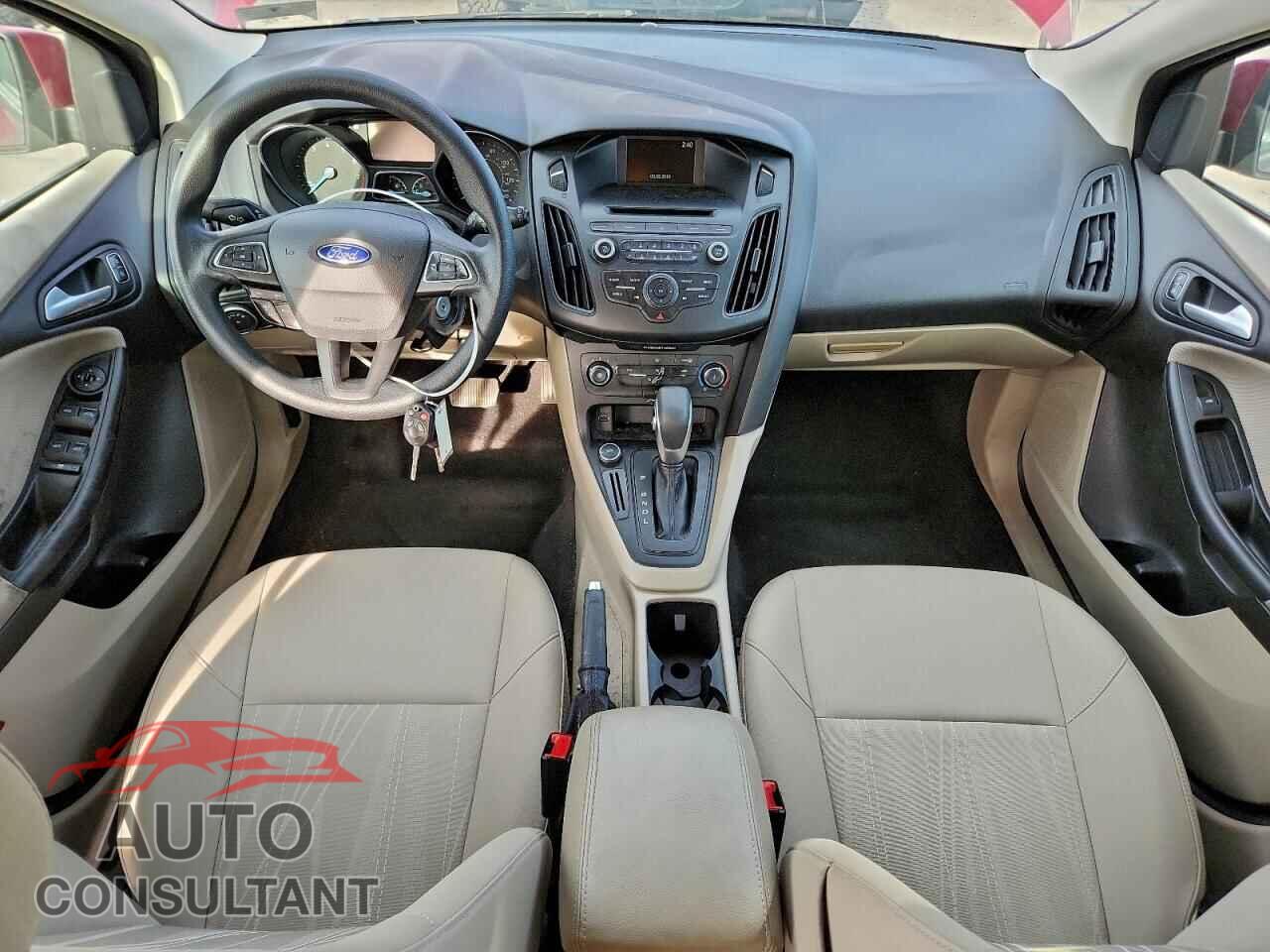 FORD FOCUS 2017 - 1FADP3K28HL346469