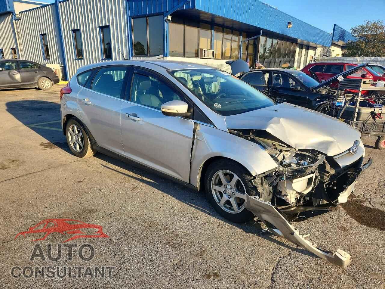 FORD FOCUS 2013 - 1FADP3N26DL306901