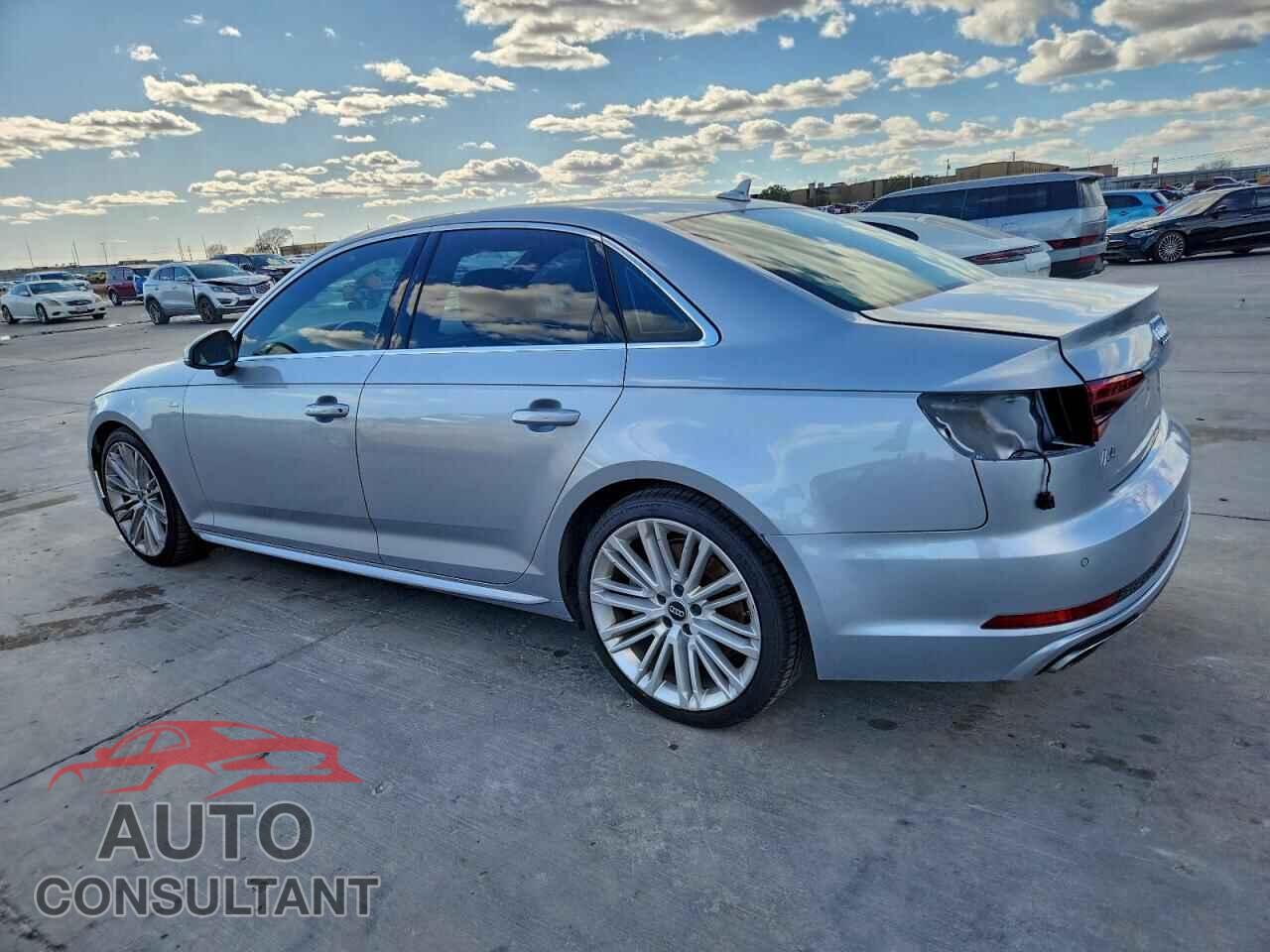 AUDI A4 2019 - WAUENAF44KN011321