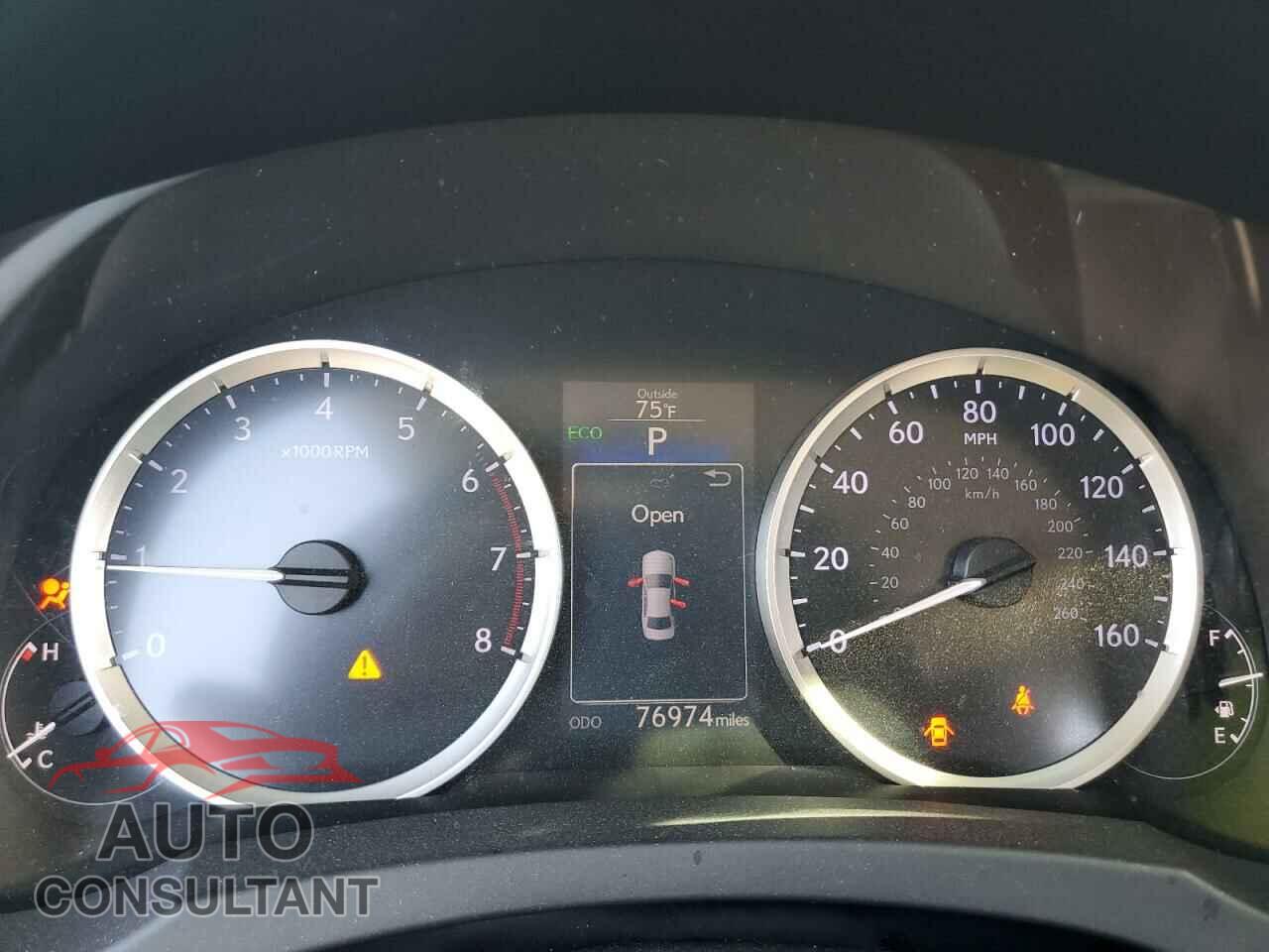 LEXUS IS 2016 - JTHBA1D26G5006632