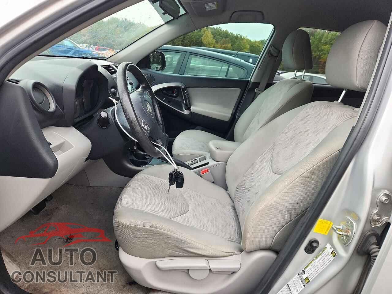 TOYOTA RAV4 2012 - 2T3BF4DV2CW255897