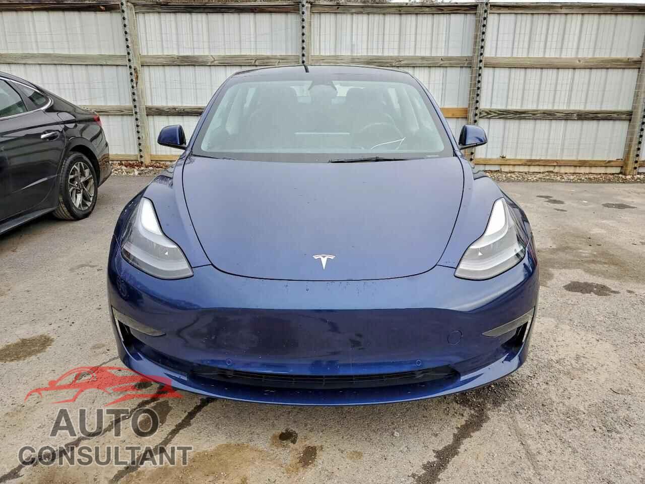 TESLA MODEL 3 2022 - 5YJ3E1EA1NF289517