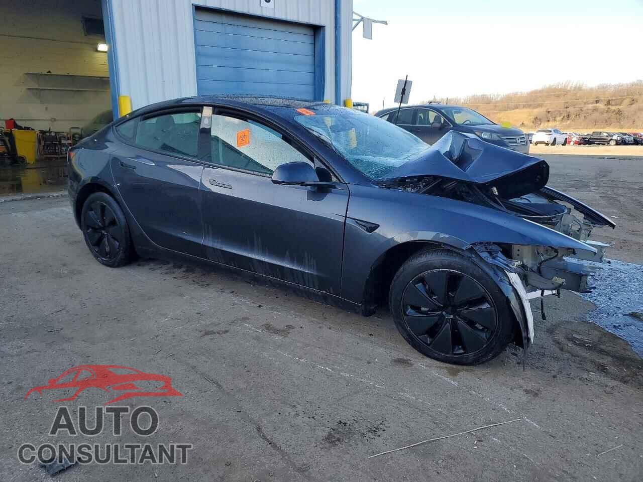 TESLA MODEL 3 2024 - 5YJ3E1EBXRF815772