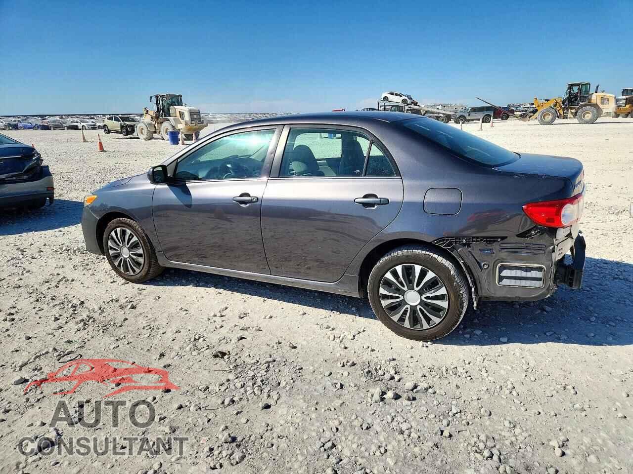 TOYOTA COROLLA 2013 - 5YFBU4EE8DP206199