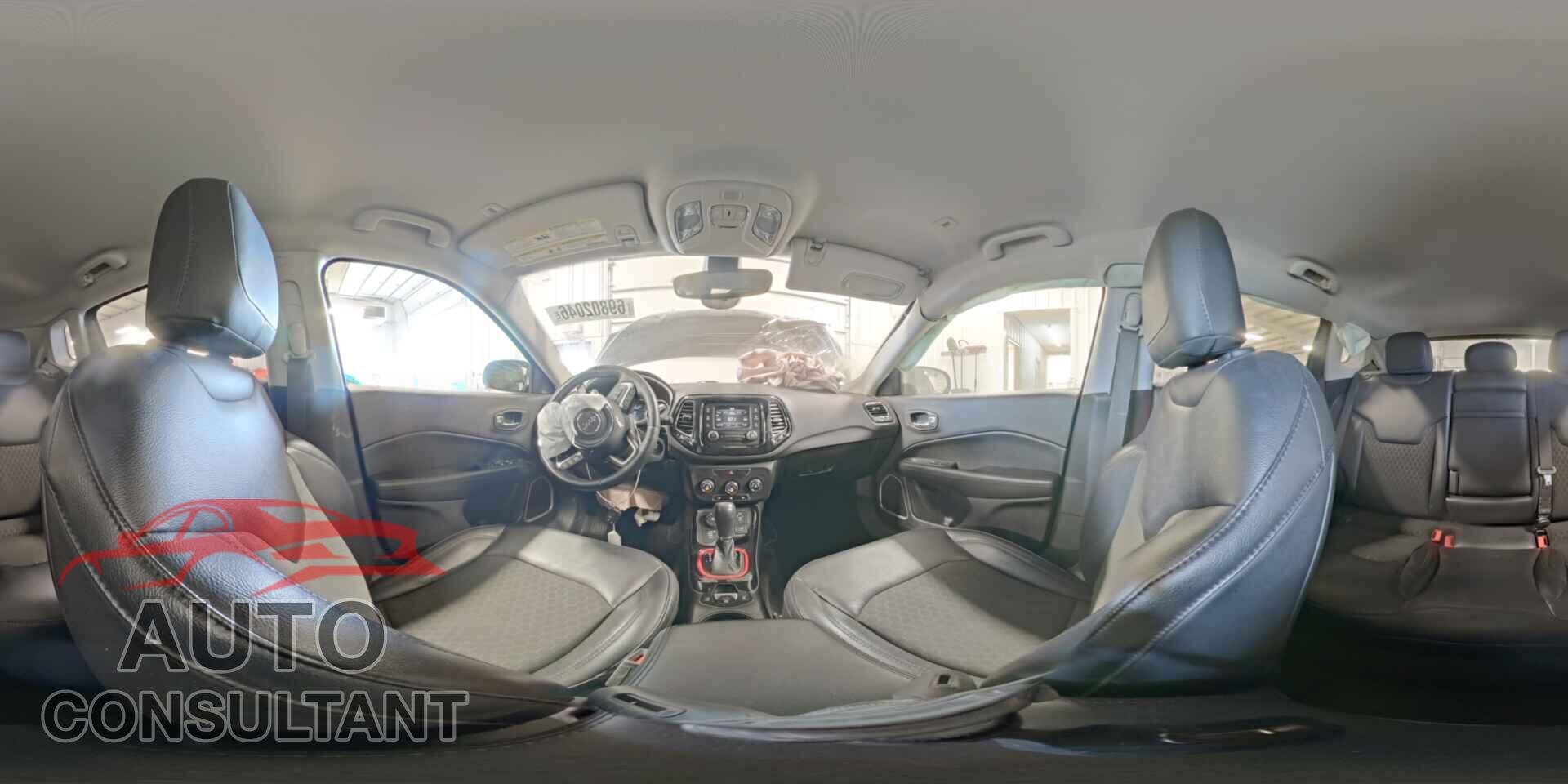 JEEP COMPASS 2018 - 3C4NJDBB5JT478900