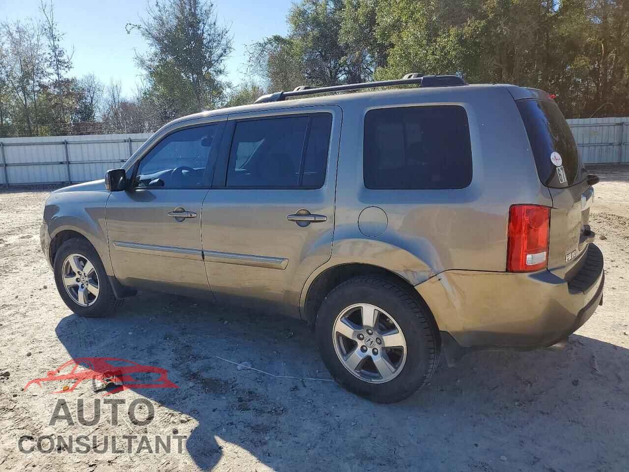 HONDA PILOT 2011 - 5FNYF4H59BB044527