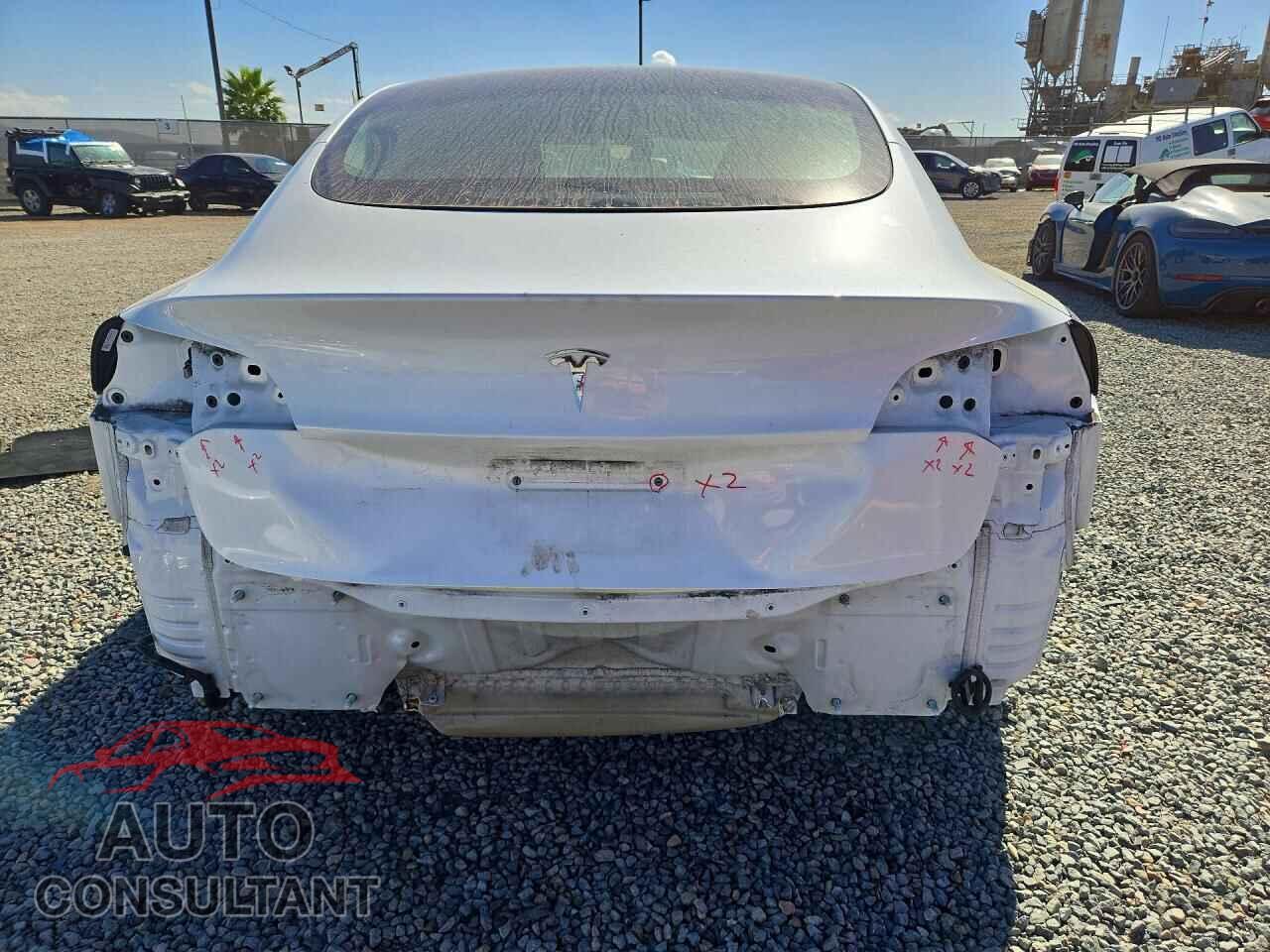 TESLA MODEL 3 2020 - 5YJ3E1EA2LF632607