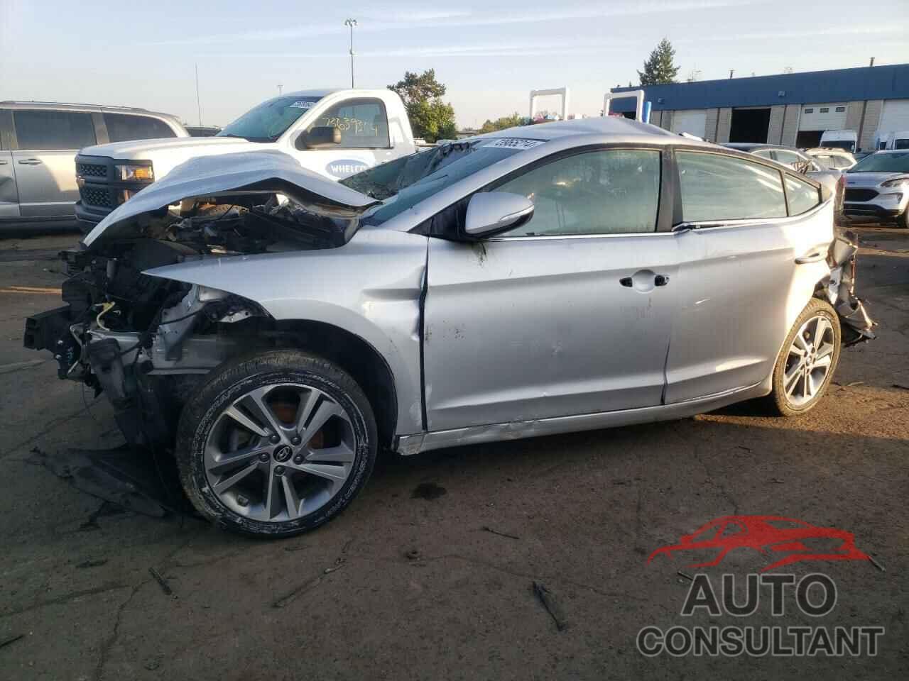 HYUNDAI ELANTRA 2018 - KMHD84LF1JU536978