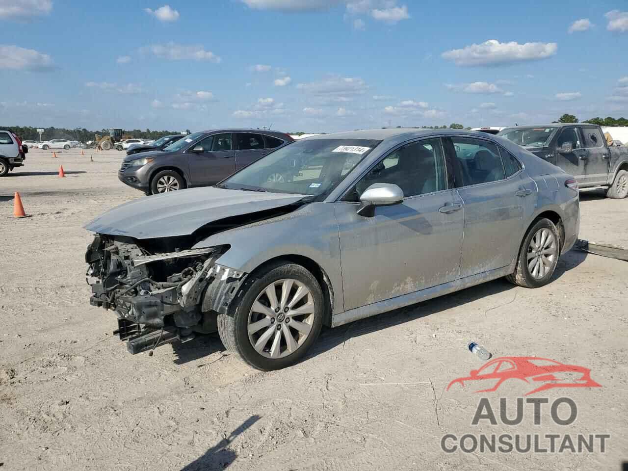 TOYOTA CAMRY 2018 - 4T1B11HK8JU634549