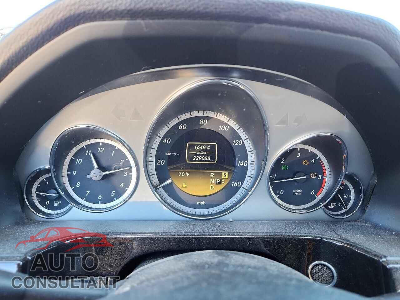 MERCEDES-BENZ E-CLASS 2012 - WDDHF2EB6CA544823