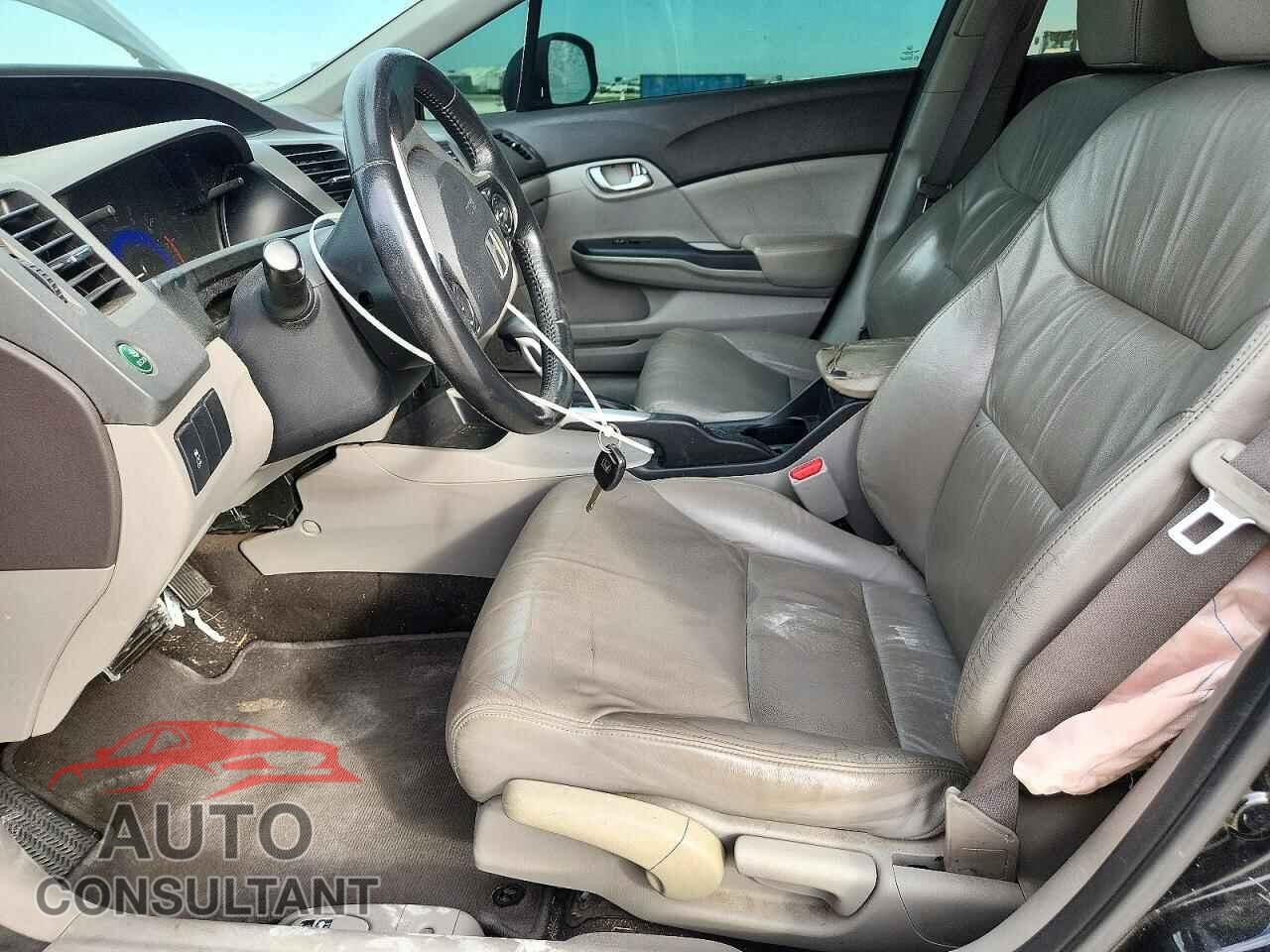 HONDA CIVIC 2012 - 2HGFB2F98CH505405