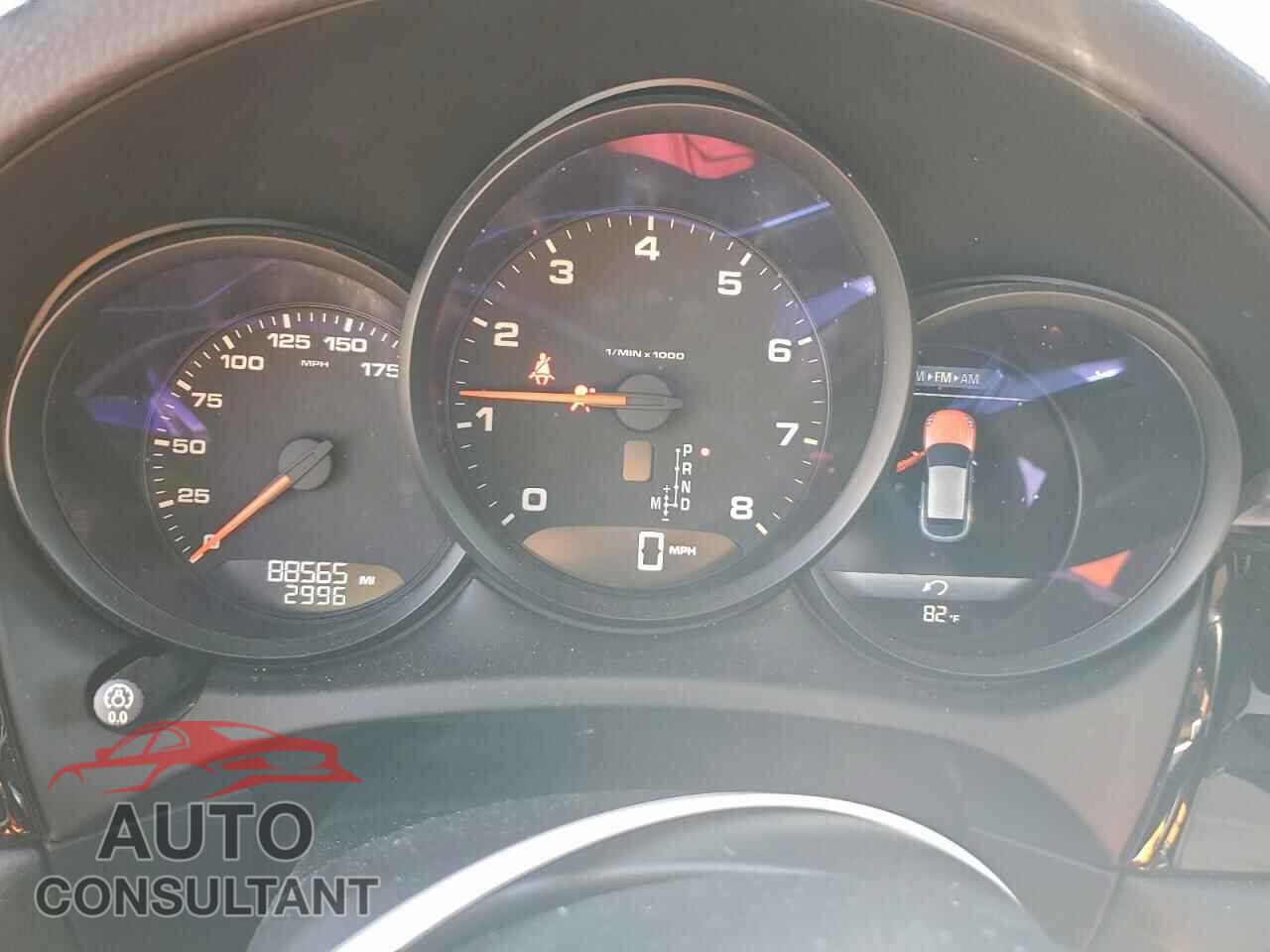 PORSCHE MACAN 2018 - WP1AA2A57JLB06256