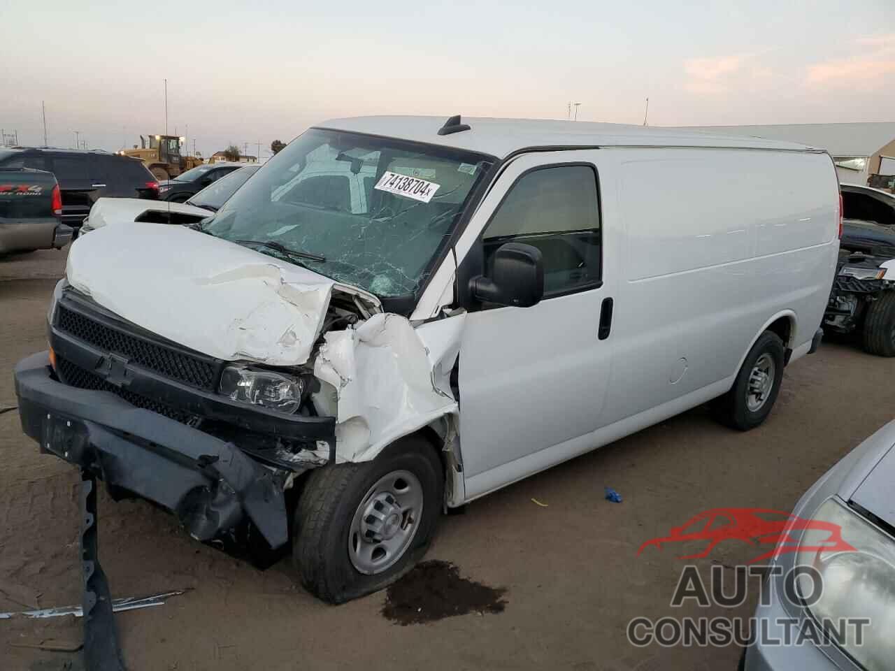 CHEVROLET EXPRESS 2020 - 1GCWGAFP5L1214965