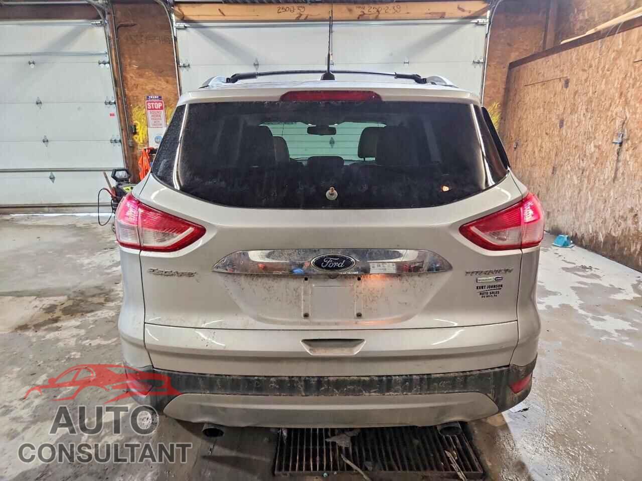 FORD ESCAPE 2015 - 1FMCU9J94FUB35031