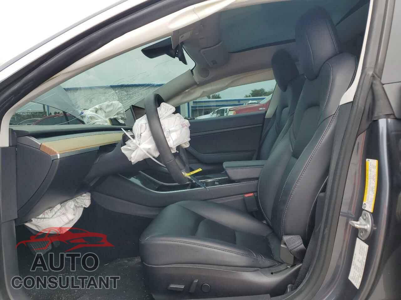 TESLA MODEL 3 2020 - 5YJ3E1EA2LF598328