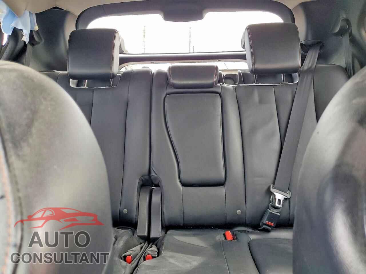 MITSUBISHI ECLIPSE 2018 - JA4AT5AA5JZ042767