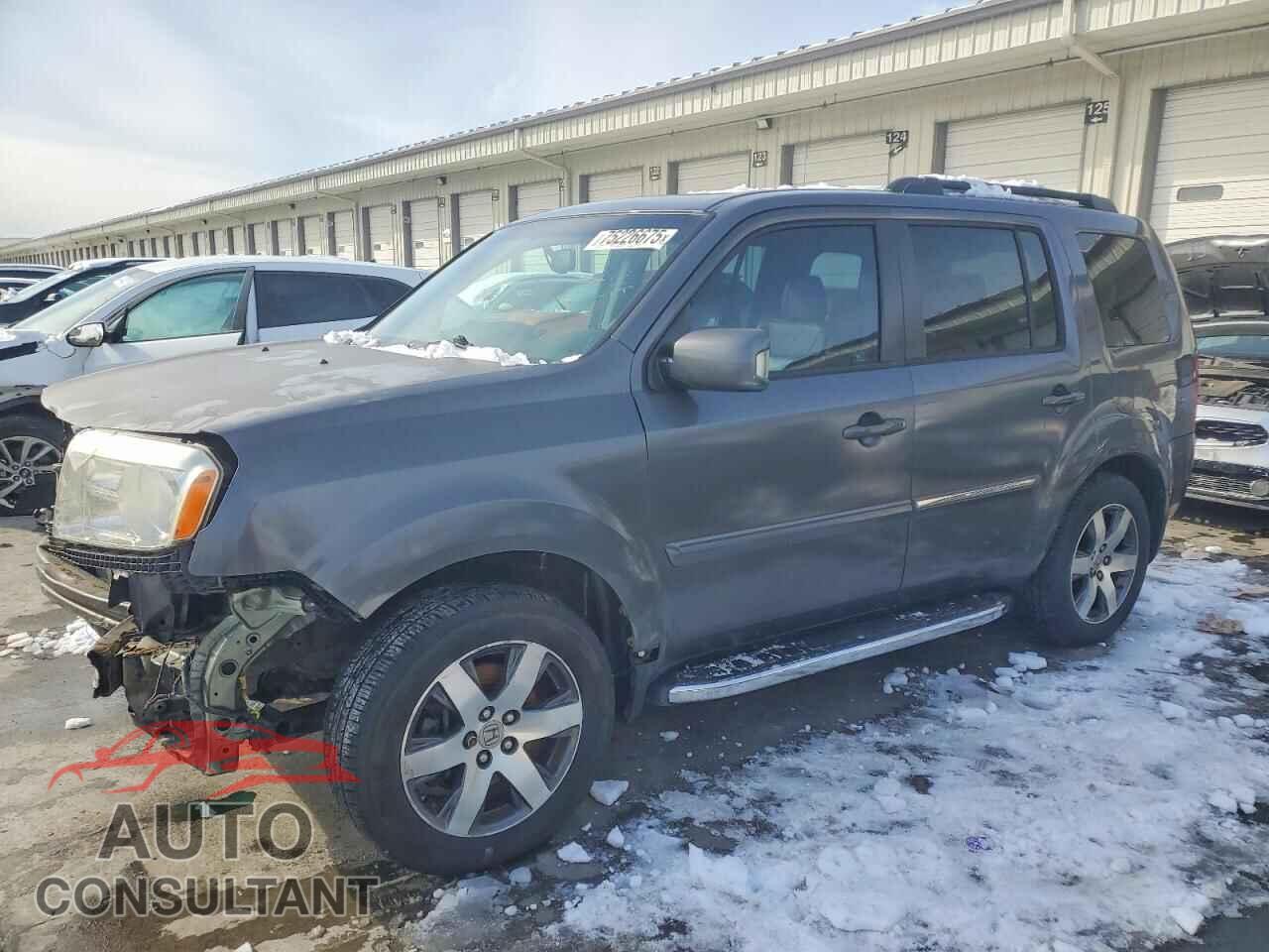 HONDA PILOT 2015 - 5FNYF4H94FB027479