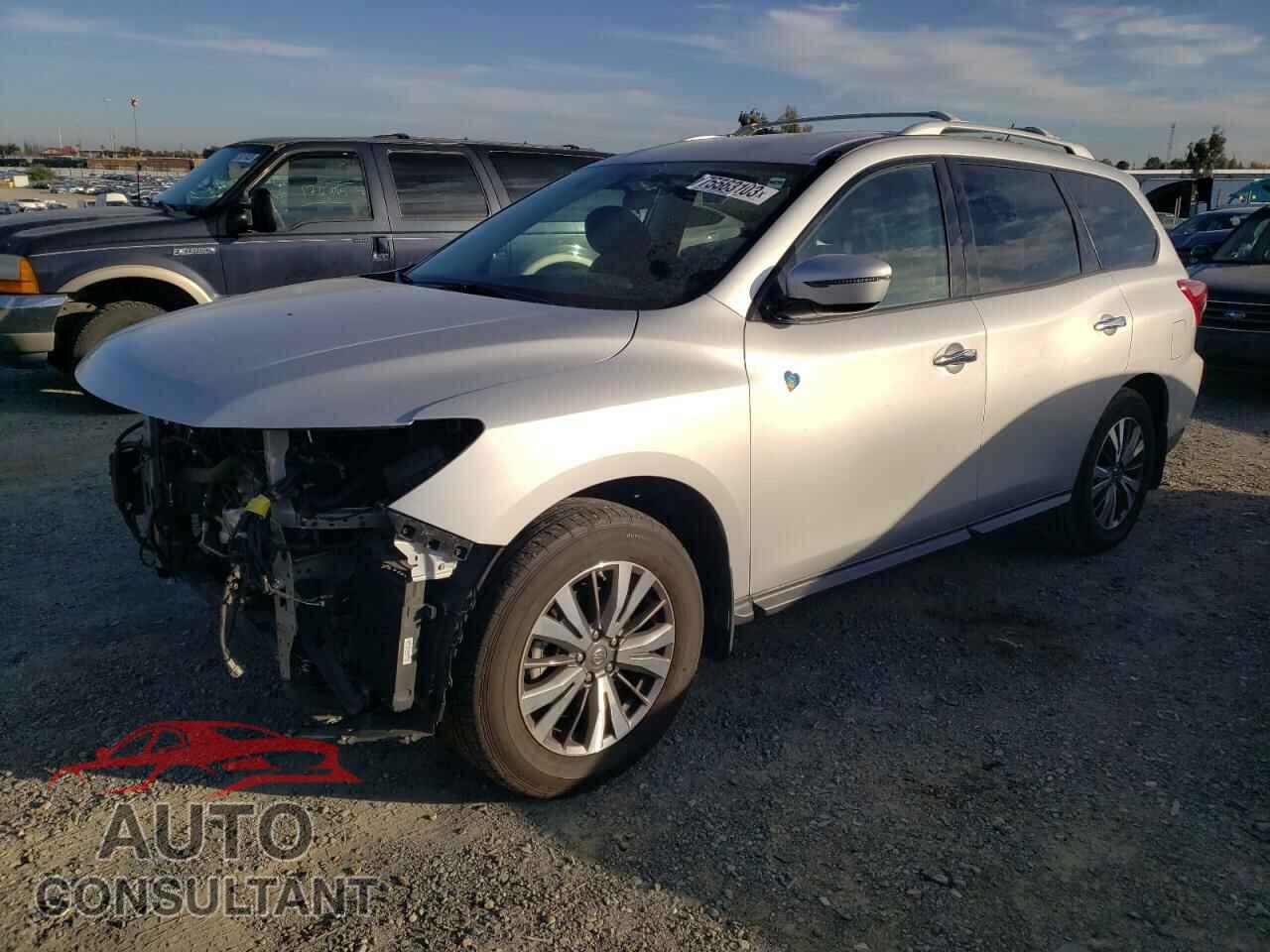 NISSAN PATHFINDER 2017 - 5N1DR2MN6HC679092