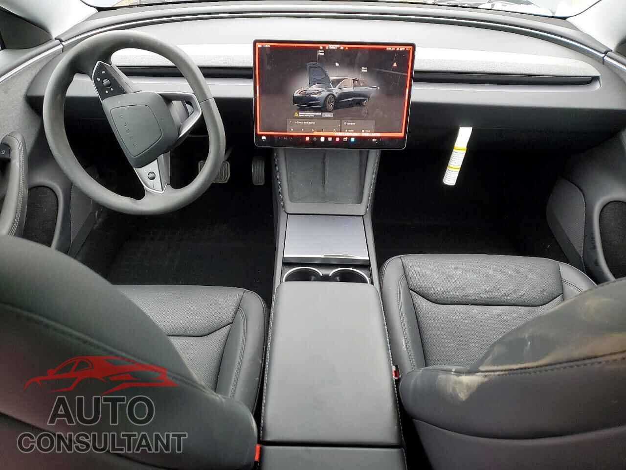 TESLA MODEL 3 2025 - 5YJ3E1EA2SF042941