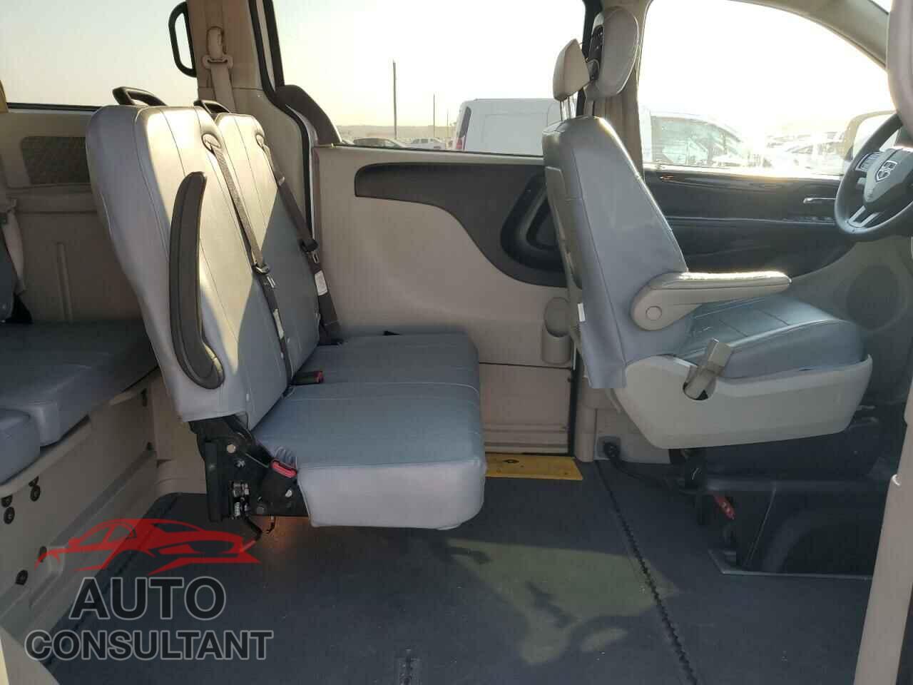 DODGE CARAVAN 2017 - 2C4RDGBG3HR768040