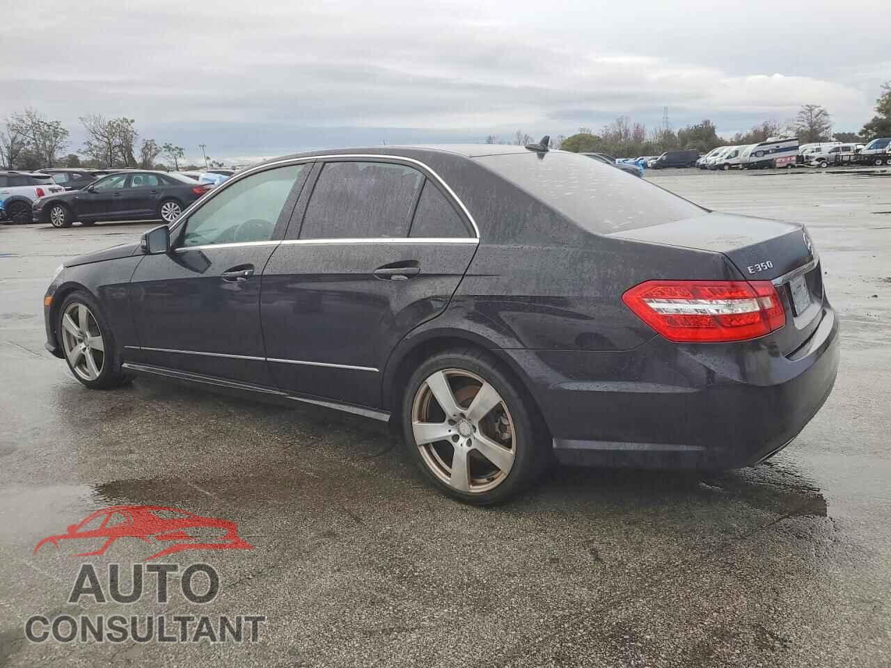 MERCEDES-BENZ E-CLASS 2011 - WDDHF5GB3BA320325