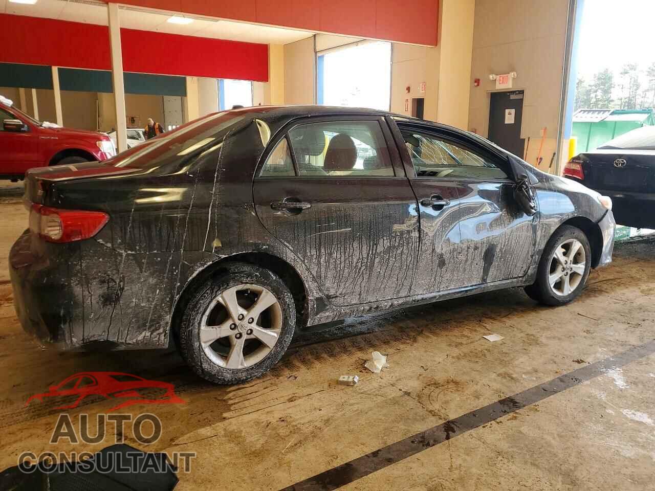 TOYOTA COROLLA 2011 - 2T1BU4EE4BC551744