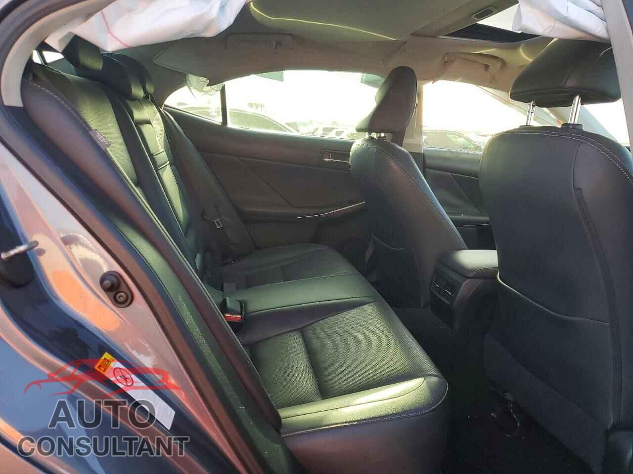LEXUS IS 2014 - JTHBF1D24E5003095