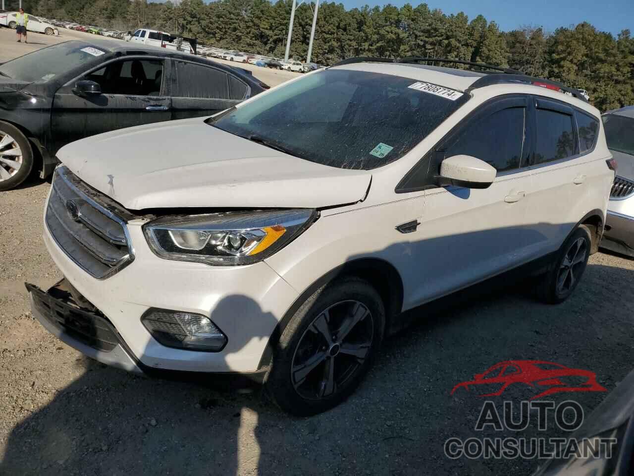 FORD ESCAPE 2017 - 1FMCU0G93HUE85577
