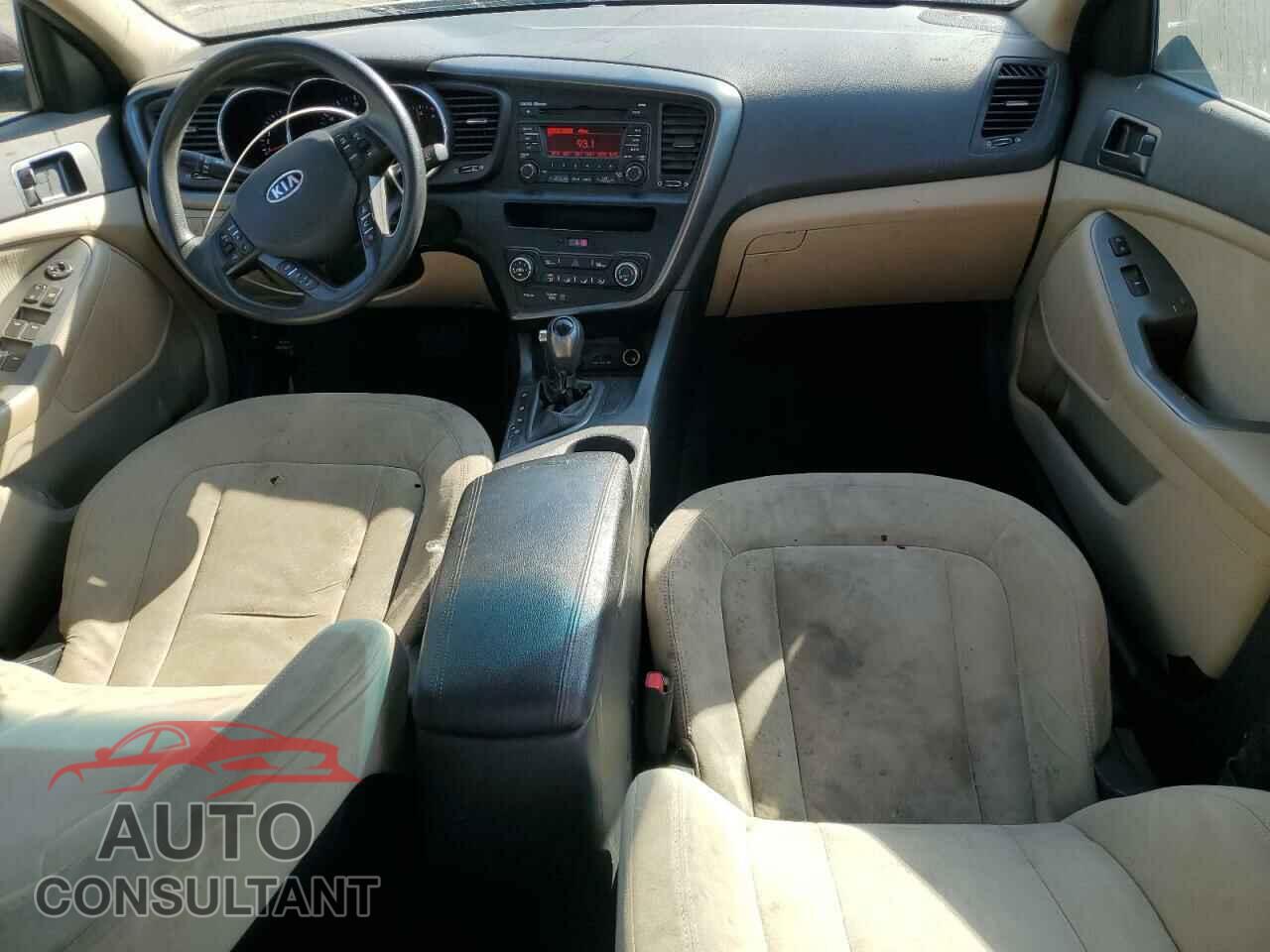 KIA OPTIMA 2011 - KNAGM4A72B5081432