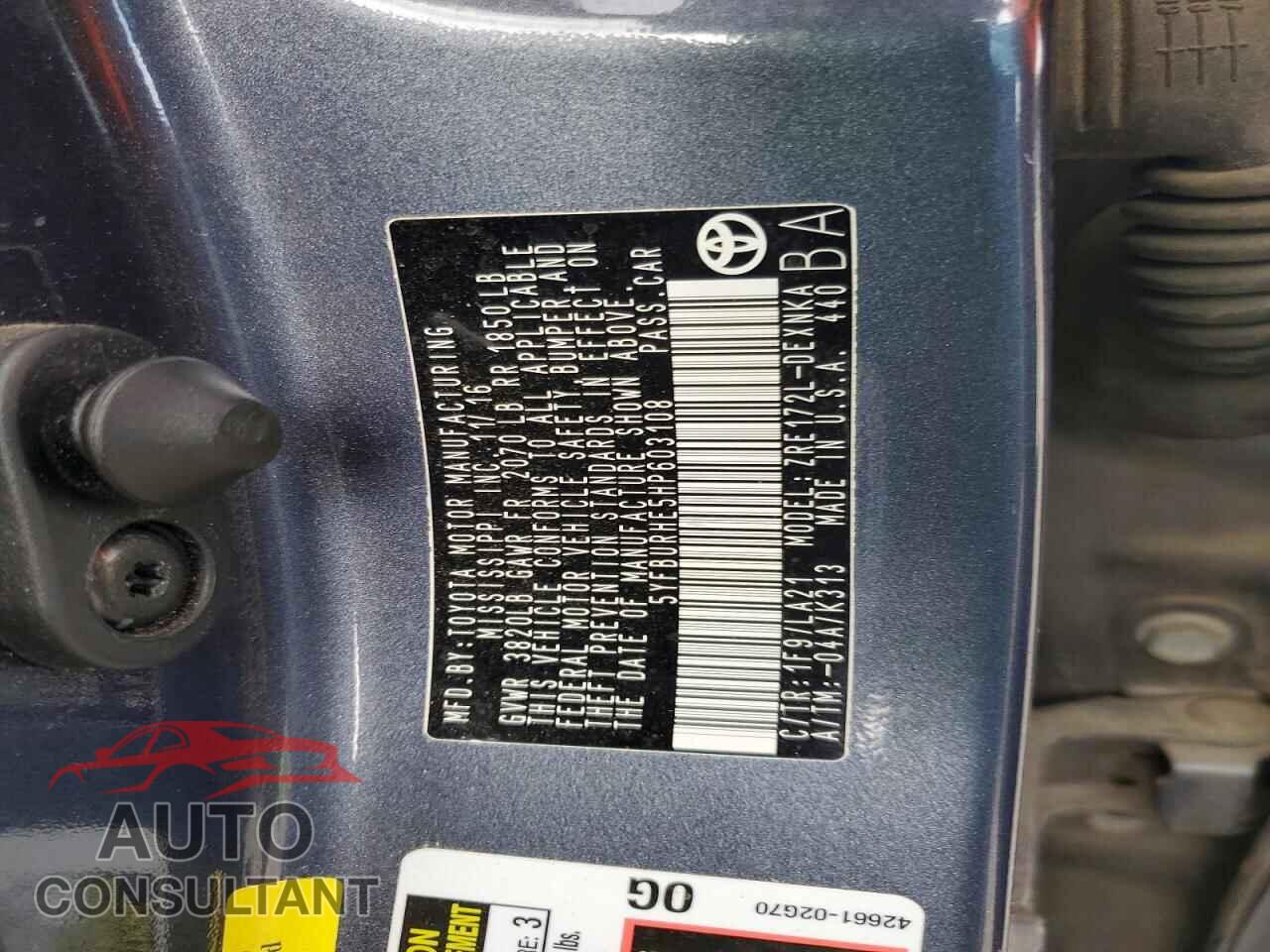 TOYOTA COROLLA 2017 - 5YFBURHE5HP603108
