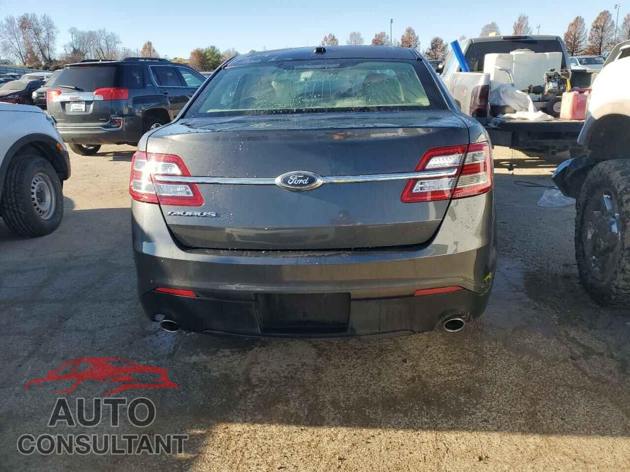 FORD TAURUS 2017 - 1FAHP2D89HG130460