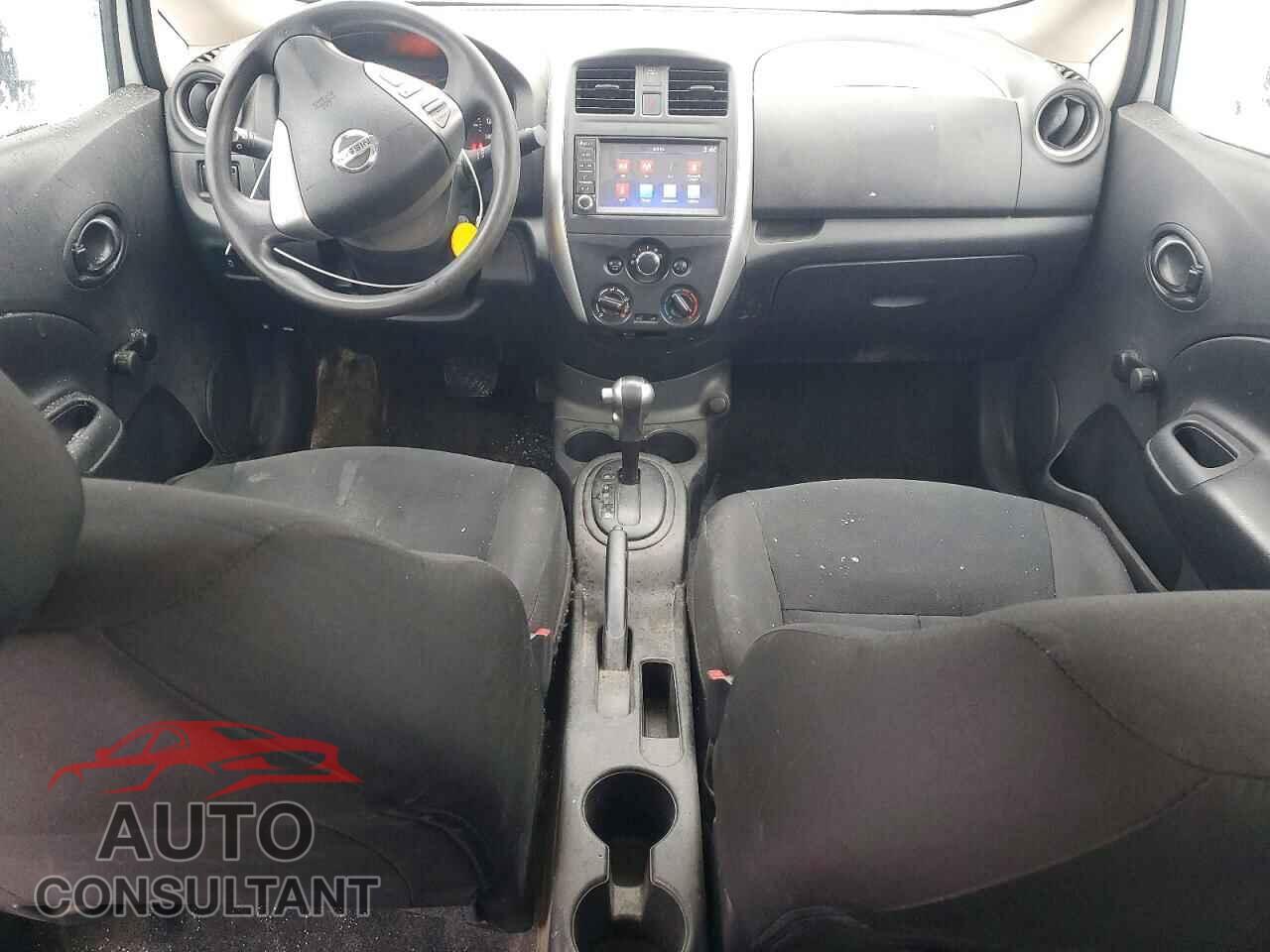 NISSAN VERSA 2019 - 3N1CE2CP4KL356575