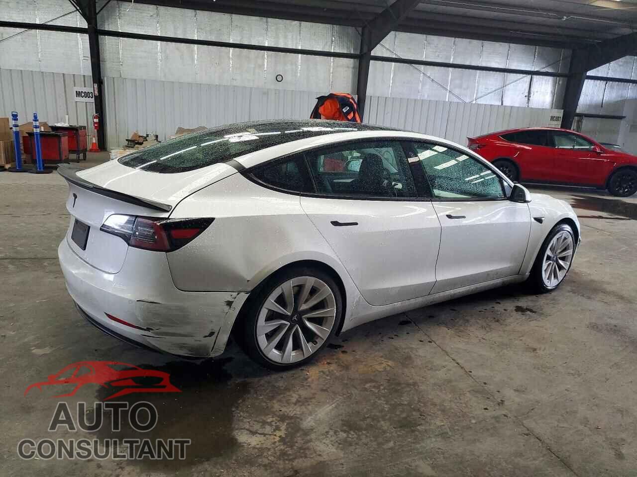TESLA MODEL 3 2021 - 5YJ3E1EA3MF069570