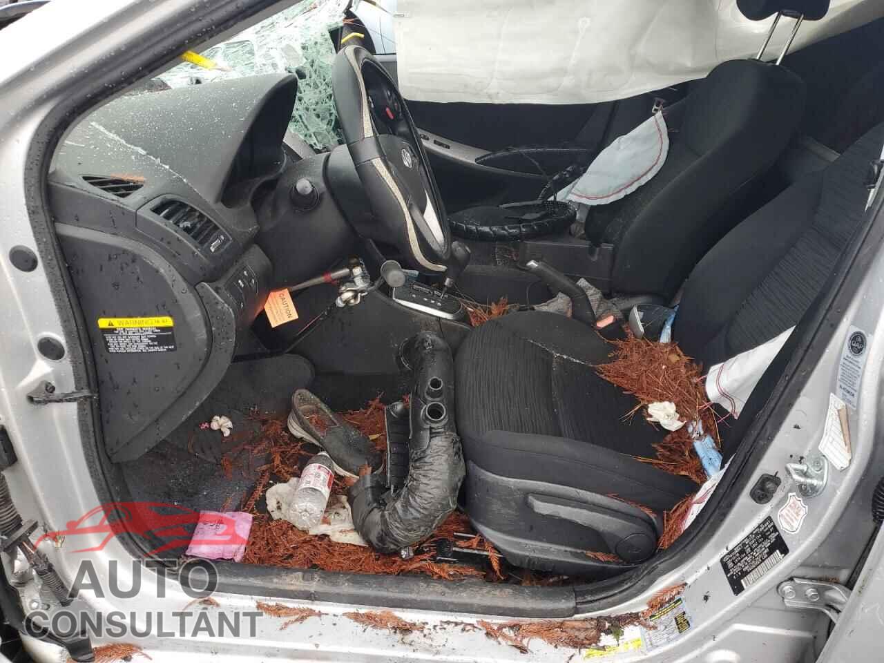 HYUNDAI ACCENT 2017 - KMHCT5AE2HU312848