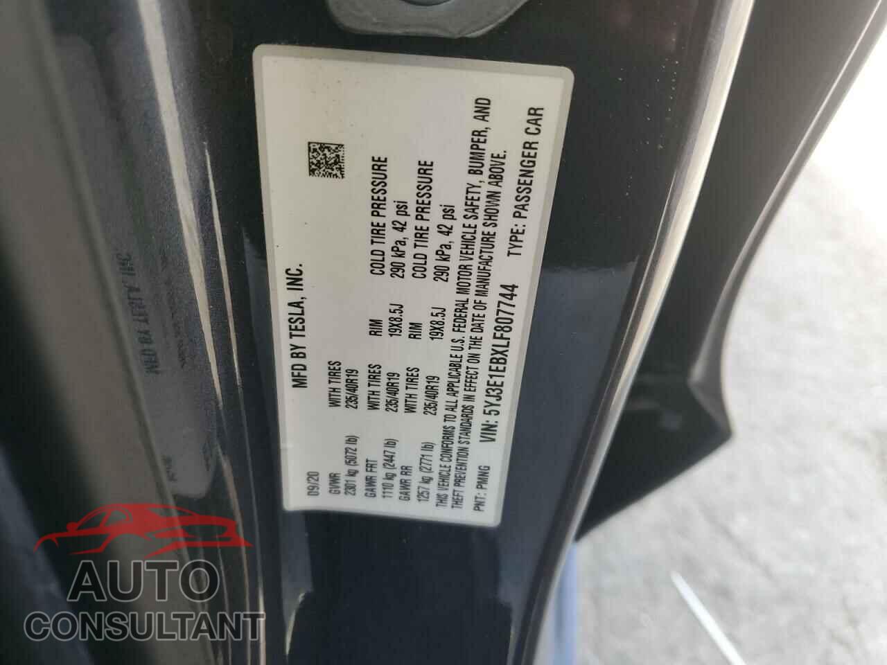 TESLA MODEL 3 2020 - 5YJ3E1EBXLF807744