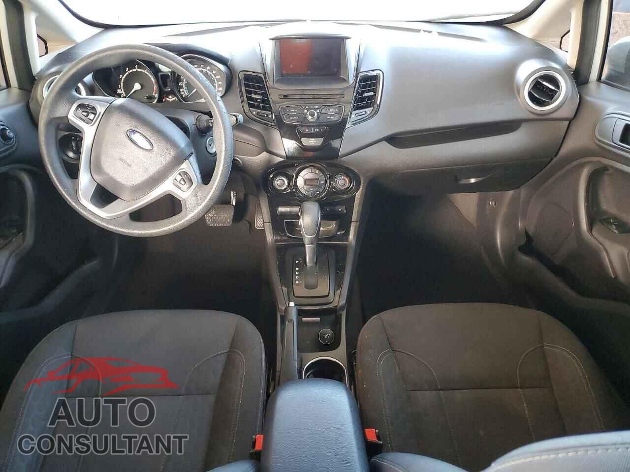 FORD FIESTA 2019 - 3FADP4EJ5KM117276