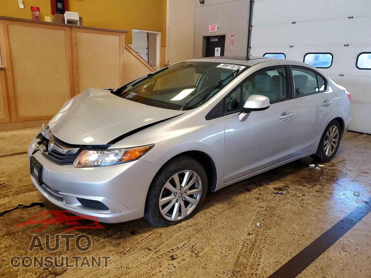 HONDA CIVIC 2012 - 2HGFB2F85CH526574